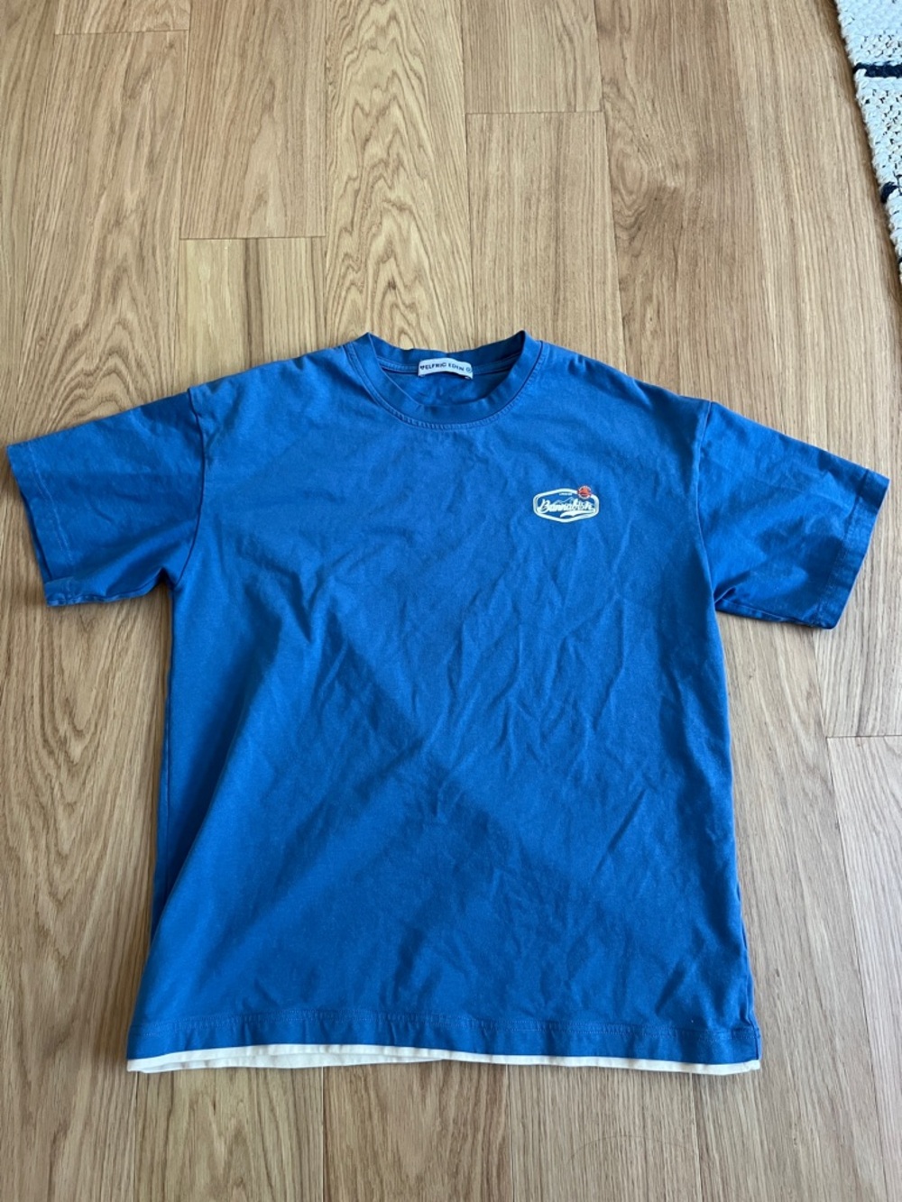 Aelfric Eden Blue Graphic Crew Tee size M